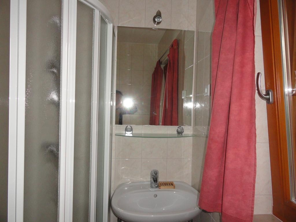 Farm Stay Dolinar Krainer Bohinjska Bela Room photo